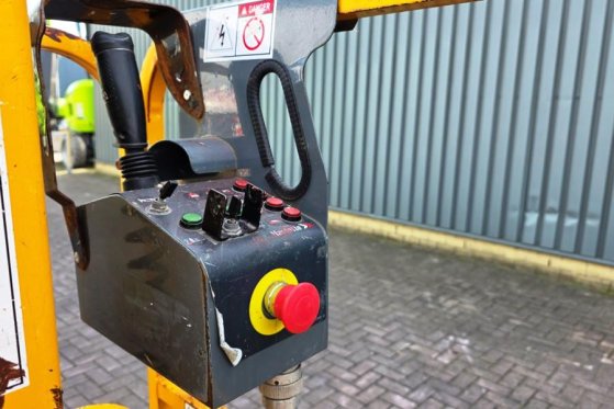 Haulotte Star 6 Electric, Non Marking Tyres, 5.8m Working H Haulotte Star 6 Electric, Non Marking Tyres, 5.8m Working H 20...
