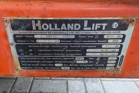 Holland Lift G-300DL30/S Diesel, 4x4x4 Drive, 33.5m Working Hei Holland lift G-300DL30/S Diesel, 4x4x4 Drive, 33.5m Workin...