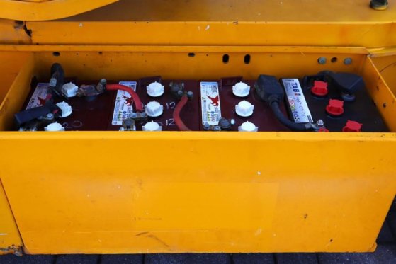 Snorkel A38E Electric, 13.5m Working Height, 6.1m Reach, 2 A38E Electric, 13.5m Working Height, 6.1m Reach, 2 2011 2 image 6