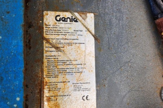 Genie GS2632 Electric, 10m Working Height, Non Marking T GS2632 Electric, 10m Working Height, Non Marking T 2011 2 Scissor...