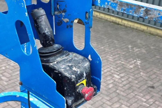 Genie GS2632 Electric, 10m Working Height, 227kg Capacit GS2632 Electric, 10m Working Height, 227kg Capacit 2011 2 image 6