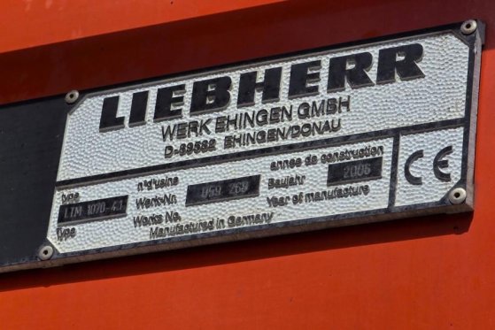 Liebherr LTM1070-4.1 Dutch Vehicle Registration, Diesel, 8x 10049 2006 2 Mobile Cranes image 6