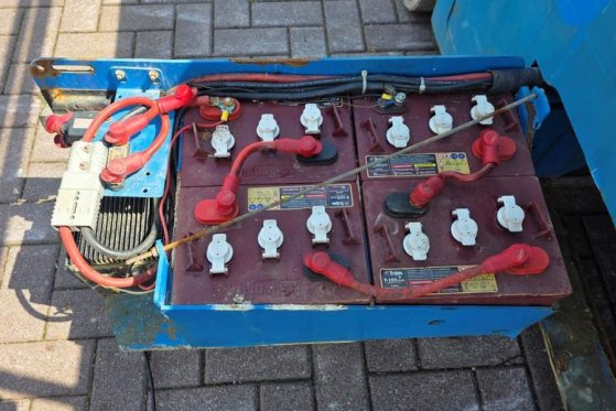 Genie GS2632 Electric, 10m Working Height, 227kg Capacit GS2632 Electric, 10m Working Height, 227kg Capacit 2015 2 Scissor...