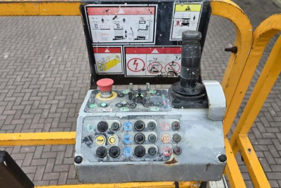Haulotte Compact 12DX Diesel, 4x4 Drive, 12m Working Height Haulotte Compact 12DX Diesel, 4x4 Drive, 12m Working Height 20...