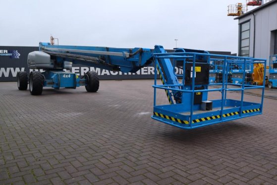 Genie S125 Diesel, 4x4x4 Drive, 40.1m Working Height, 24 S125 Diesel, 4x4x4 Drive, 40.1m Working Height, 24 2013 2 image 7