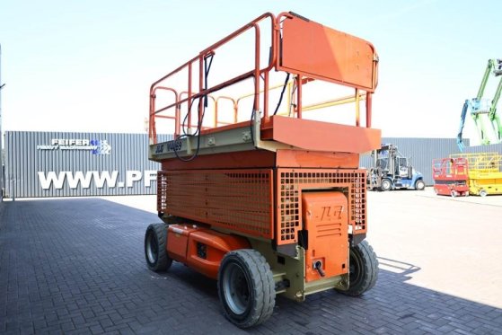 JLG M4069 Hybrid, 14.2m Working Height, 360kg Capacity M4069 Hybrid, 14.2m Working Height, 360kg Capacity 2013 2 Scissor L...