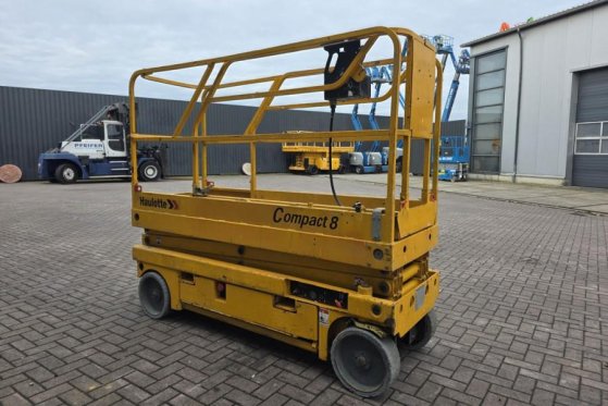 Haulotte Compact 8 Electric, 8.2m Working Height, 350kg Cap Haulotte Compact 8 Electric, 8.2m Working Height, 350kg Cap 20...