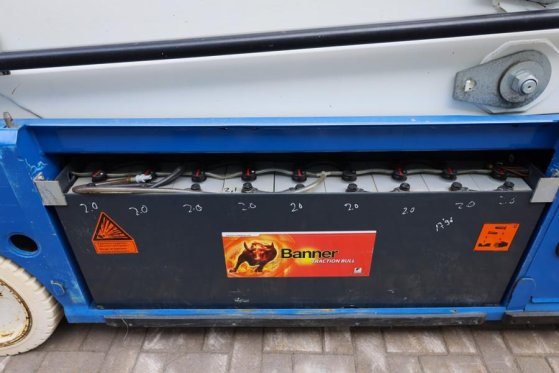 PB LIFT S225-12ES Electric, 22.5m Working Height, 450 PB LIFT S225-12ES Electric, 22.5m Working Height, 450 2013 2 Scissor...