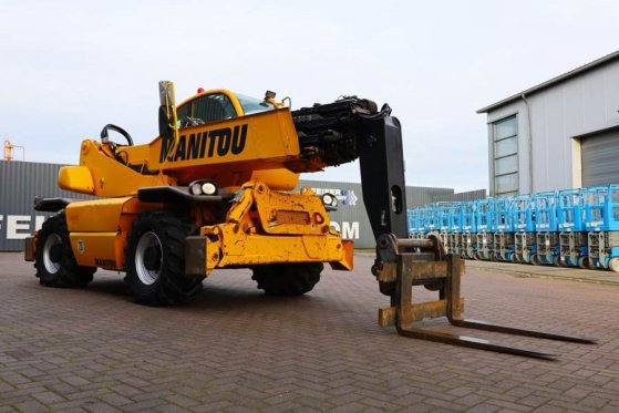 Manitou MRT2150+ Diesel, 4x4x4 Drive, 5t Cap. 20.6m Boom, MRT2150+ Diesel, 4x4x4 Drive, 5t Cap. 20.6m Boom, 2011 2 image 22