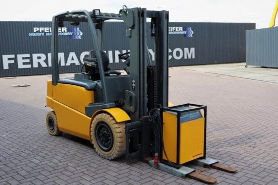 Jungheinrich EFG535 Electric, Lifting Height 4700mm, Freelift 1 EFG535 Electric, Lifting Height 4700mm, Freelift 1 2011 2 ...