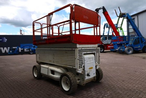 JLG 4069LE Electric, 14.2m Working Height, 360kg Capac 4069LE Electric, 14.2m Working Height, 360kg Capac 2008 2 Scissor L...