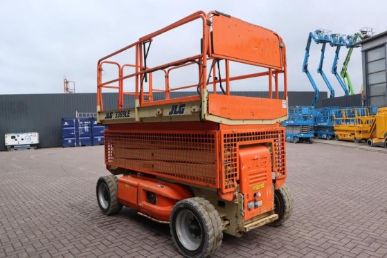 JLG 3369LE Electric, 12m Working Height, 450kg Capacit 3369LE Electric, 12m Working Height, 450kg Capacit 2008 2 Scissor L...
