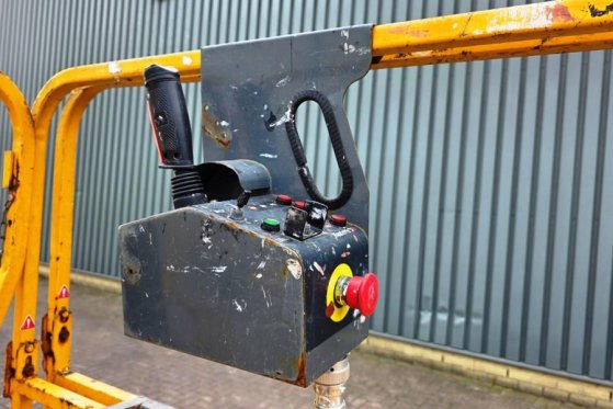Haulotte Optimum 8 Electric, 7.77m Working Height, 230kg Ca Haulotte Optimum 8 Electric, 7.77m Working Height, 230kg Ca 20...