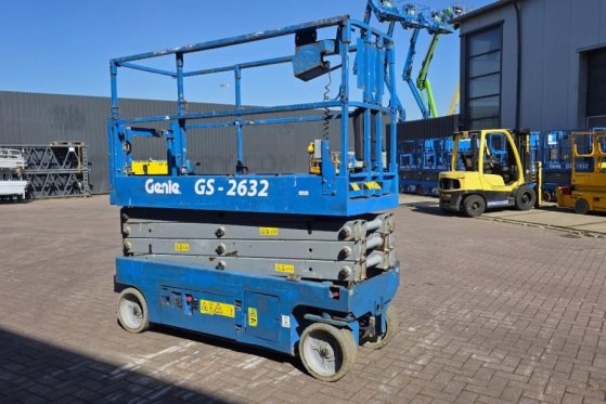 Genie GS2632 Electric, 10m Working Height, 227kg Capacit GS2632 Electric, 10m Working Height, 227kg Capacit 2015 2 Scissor...