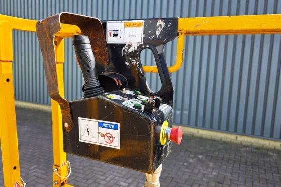 Haulotte Compact 8 Electric, 8.2m Working Height, 350kg Cap Haulotte Compact 8 Electric, 8.2m Working Height, 350kg Cap 20...
