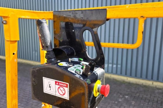 Haulotte Compact 10N Electric, 10m Working Height, 230kg Ca Haulotte Compact 10N Electric, 10m Working Height, 230kg Ca 20...