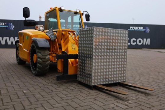 JCB 525-60E Fully Electric, 2500kg Capacity, 6m Liftin 525-60E Fully Electric, 2500kg Capacity, 6m Liftin 2022 2 image 37
