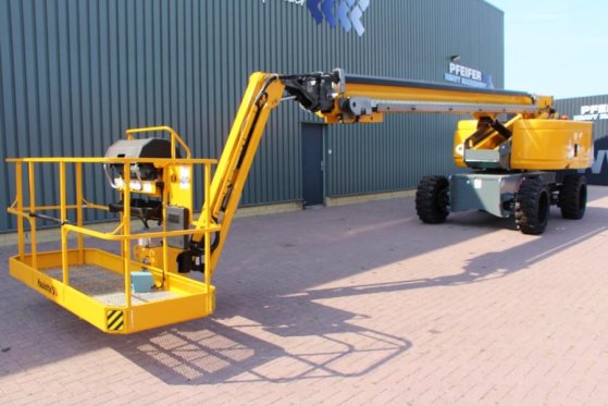 Haulotte HT28RTJ Pro Diesel, 4x4 Drive, 27.9 m Working Heig Haulotte HT28RTJ Pro Diesel, 4x4 Drive, 27.9 m Working Heig 20...