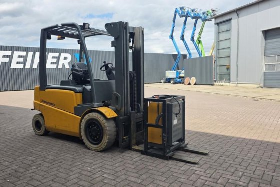 Jungheinrich EFG535 Electric, Lifting Height 4700mm, Freelift 1 EFG535 Electric, Lifting Height 4700mm, Freelift 1 2011 2 ...