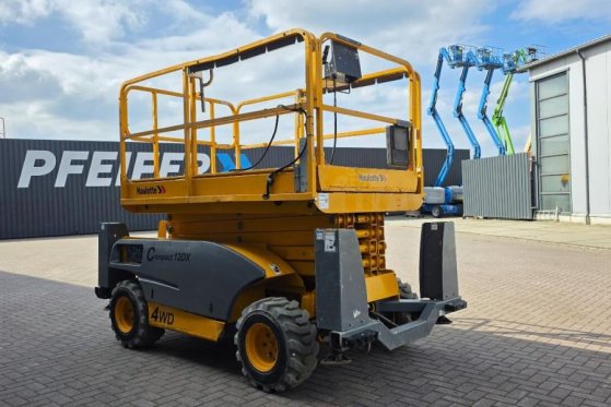 Haulotte Compact 12DX Diesel, 4x4 Drive, 12m Working Height Haulotte Compact 12DX Diesel, 4x4 Drive, 12m Working Height 20...