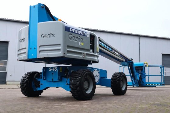 Genie S45 Valid inspection, *Guarantee! Diesel, 4x4 Driv S45 Valid inspection, *Guarantee! Diesel, 4x4 Driv 2019 2 image 8