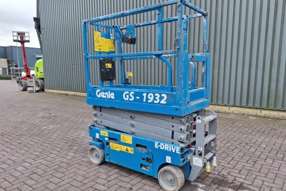 Genie GS1932 E-Drive Several In Stock, 8m Working Height 4842 2021 2 Scissor Lifts image 8