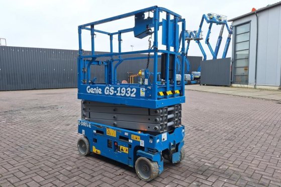 Genie GS1932 E-Drive Several In Stock, 8m Working Height 4842 2021 2 Scissor Lifts image 8