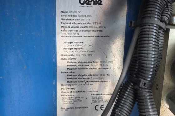 Genie GS3369DC Electric, 11.9m Working Height, 454kg Cap GS3369DC Electric, 11.9m Working Height, 454kg Cap 2014 2 Scissor...