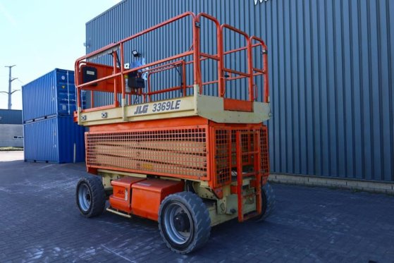 JLG 3369LE Electric, 12m Working Height, 450kg Capacit 3369LE Electric, 12m Working Height, 450kg Capacit 2012 2 Scissor L...
