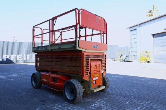 JLG 3369LE Electric, 12m Working Height, 450kg Capacit 3369LE Electric, 12m Working Height, 450kg Capacit 2008 2 Scissor L...