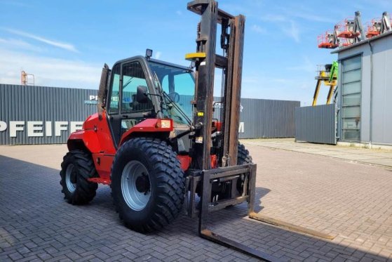 Manitou M30-4 Valid Inspection, *Guarantee, Diesel, 4x4 Dr M30-4 Valid Inspection, *Guarantee, Diesel, 4x4 Dr 2015 2 Rough...