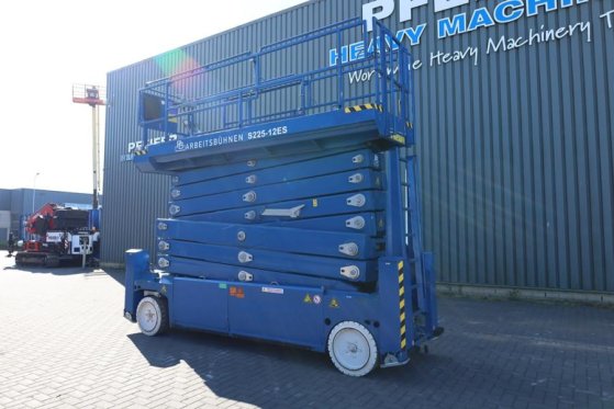 PB LIFT S225-12ES Electric, 22.5m Working Height, 450 PB LIFT S225-12ES Electric, 22.5m Working Height, 450 2016 2 Scissor...