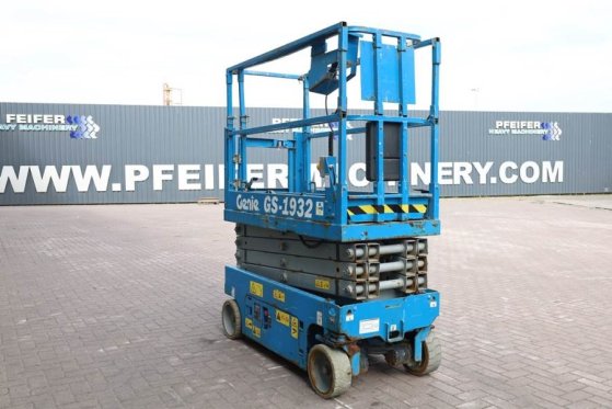 Genie GS1932 Electric, Working Height 7.8 m, 227kg Capac 4842 2013 2 Scissor Lifts image 8