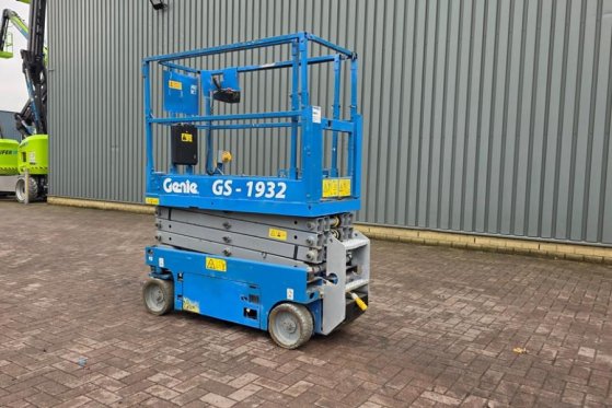 Genie GS1932 Electric, Working Height 7.8 m, 227kg Capac 4842 2013 2 Scissor Lifts image 8