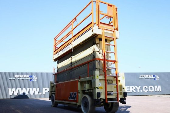 JLG SL245-12 Diesel, 4x4x4 Drive, 26.5m Working Height SL245-12 Diesel, 4x4x4 Drive, 26.5m Working Height 2010 2 Scissor L...