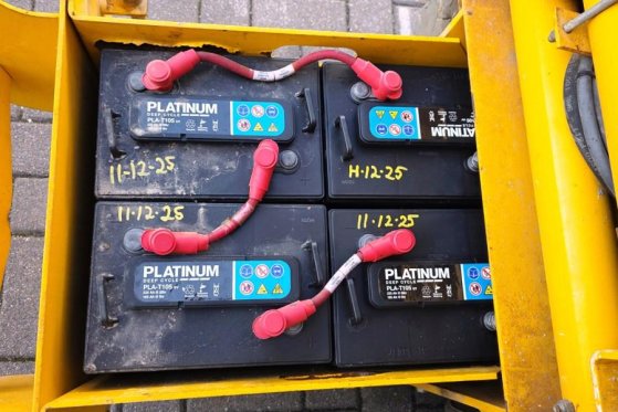 Haulotte Compact 8 Electric, Batteries 2025, 8.2m Working Haulotte Compact 8 Electric, Batteries 2025, 8.2m Working 2015 2...