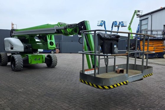 Niftylift HR28 HYBRIDE Hybrid, 4x4 Drive, 28m Working Height Niftylift HR28 HYBRIDE Hybrid, 4x4 Drive, 28m Working Height ...