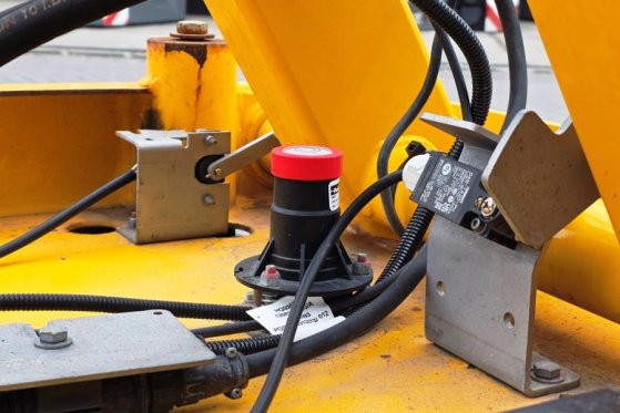 Haulotte Compact 10N Electric, 10m Working Height, 230kg Ca Haulotte Compact 10N Electric, 10m Working Height, 230kg Ca 20...