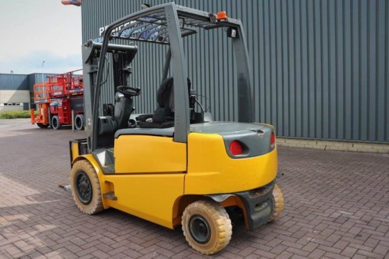 Jungheinrich EFG535 Electric, Lifting Height 4700mm, Freelift 1 EFG535 Electric, Lifting Height 4700mm, Freelift 1 2011 2 ...
