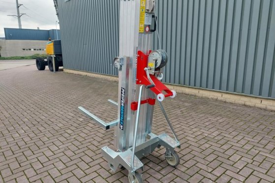 AlpLift Large 620 Material Lift, Valid inspection, *Guaran Alplift Large 620 Material Lift, Valid inspection, *Guaran 2023...
