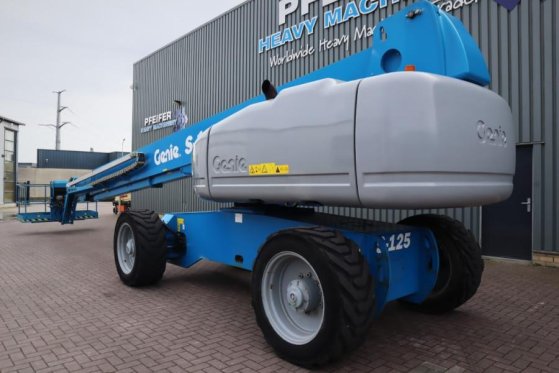 Genie S125 Diesel, 4x4x4 Drive, 40.1m Working Height, 24 S125 Diesel, 4x4x4 Drive, 40.1m Working Height, 24 2016 2 image 23