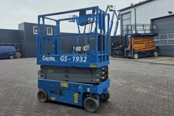 Genie GS1932 Electric, Working Height 7.8 m, 227kg Capac 4842 2015 2 Scissor Lifts image 50