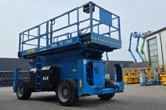 Genie GS5390 Diesel, 4x4 Drive, 18.15m Working Height, 6 GS5390 Diesel, 4x4 Drive, 18.15m Working Height, 6 2019 2 Scissor...