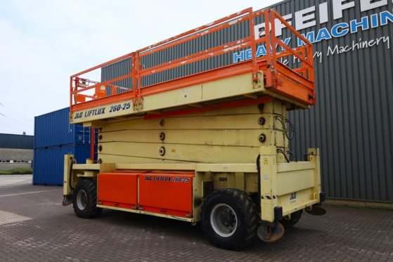 JLG 260-25 Diesel, 4x4 Drive, 9.80m Hydraulic Deck Ext 260-25 Diesel, 4x4 Drive, 9.80m Hydraulic Deck Ext 2008 2 Scissor L...