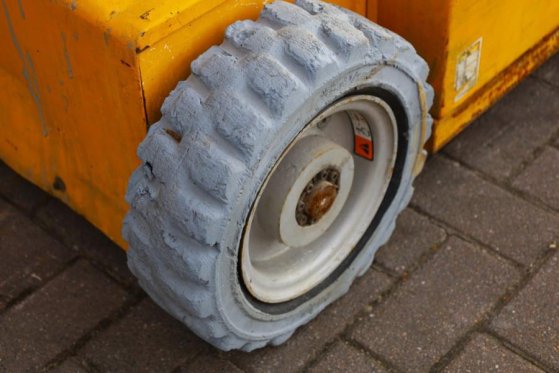 Haulotte STAR 12 As-Is, Electric, 12m Working Height, 3m Re Haulotte STAR 12 As-Is, Electric, 12m Working Height, 3m Re 20...