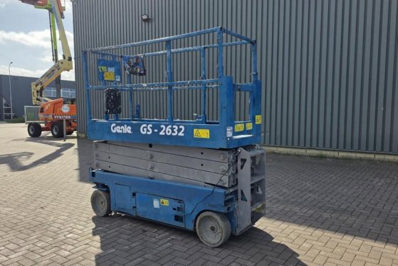 Genie GS2632 Electric, 10m Working Height, 227kg Capacit GS2632 Electric, 10m Working Height, 227kg Capacit 2015 2 Scissor...