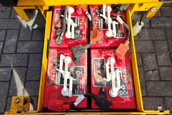 Haulotte Compact 8 Electric, 8.2m Working Height, 350kg Cap Haulotte Compact 8 Electric, 8.2m Working Height, 350kg Cap 20...