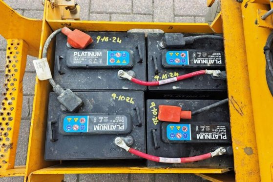 Haulotte Compact 8 Electric, Batteries 10-2024, 8.2m Workin Haulotte Compact 8 Electric, Batteries 10-2024, 8.2m Workin 20...