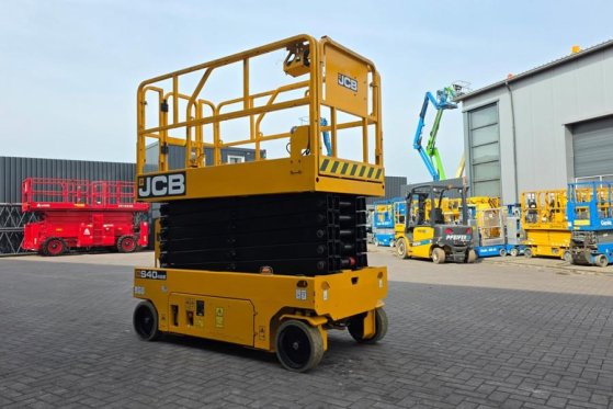 JCB S4046E Valid inspection, 14m Working Height, 320kg S4046E Valid inspection, 14m Working Height, 320kg 2021 2 Scissor L...