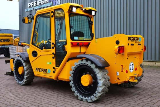 JCB 525-60E Fully Electric, 2500kg Capacity, 6m Liftin 525-60E Fully Electric, 2500kg Capacity, 6m Liftin 2022 2 image 53